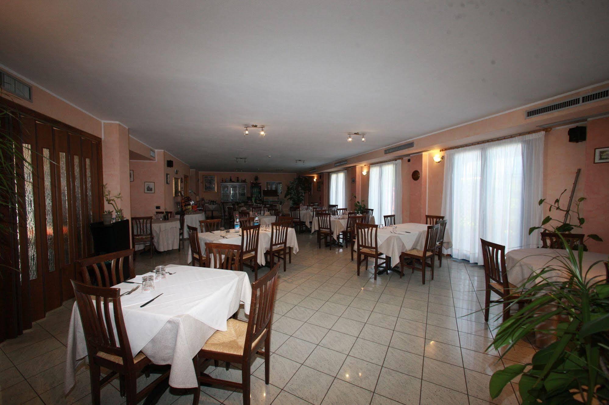 Hotel Il Canneto بورتو تْشاريسيو المظهر الخارجي الصورة